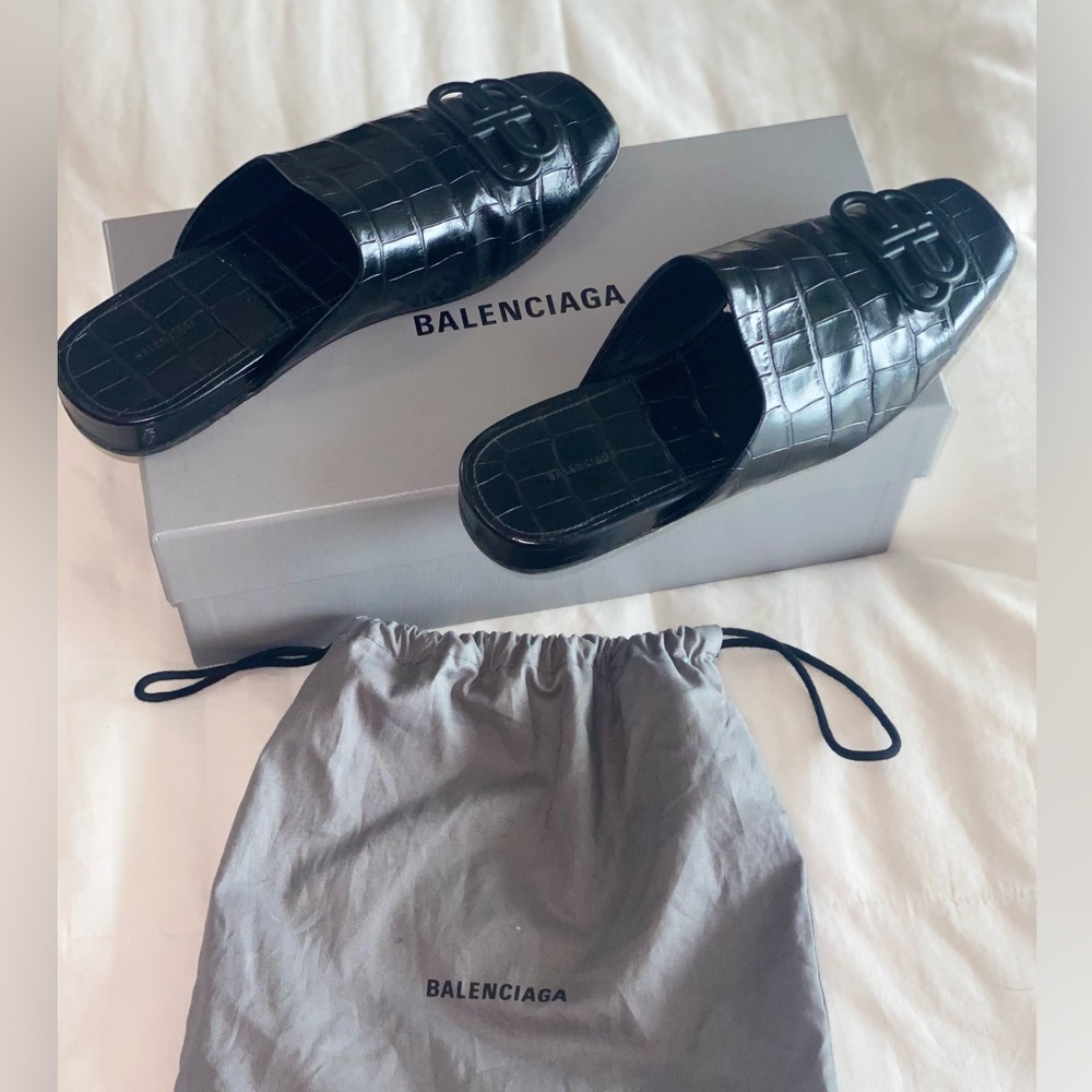 AUTHENTIC Balenciaga Mule